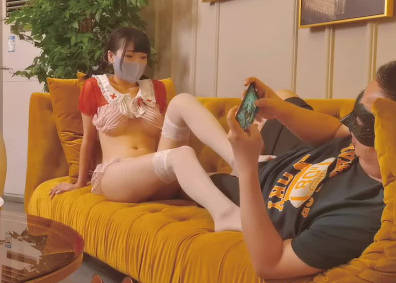 天美传媒・TMY0021・打游戏输了打炮慰藉