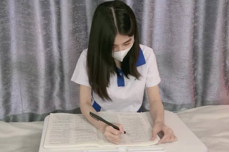 萝莉社・给与考试失利学妹的安慰-锅锅酱