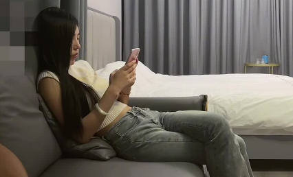 杏吧原创・3000先约了个态度不好・后面又换了个模特身材大长腿的妹子・尹志平