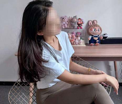 海角社区・和堂姐各种姿势尽情的爆操她的淫穴